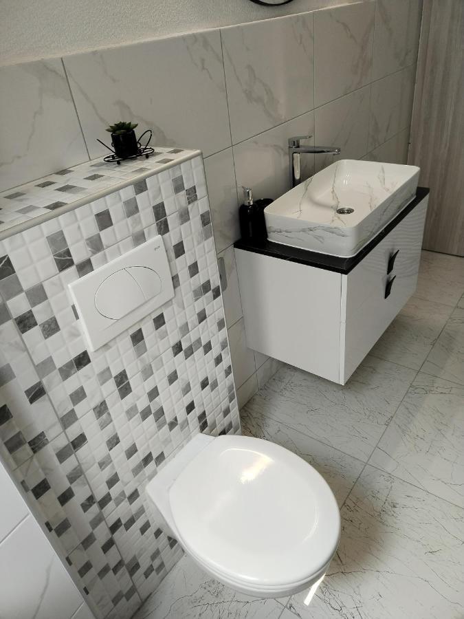 Apartman Zeko Rijeka Ngoại thất bức ảnh